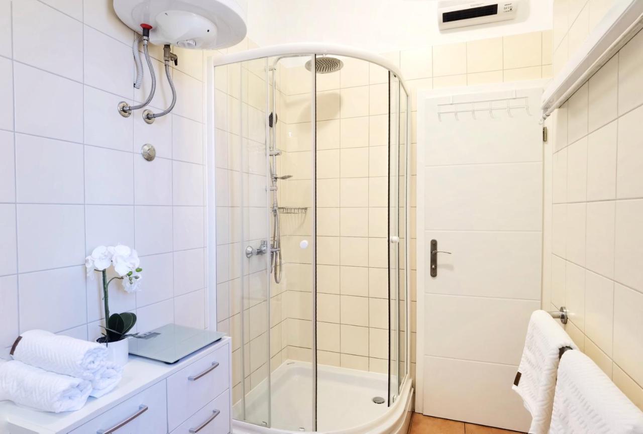 City Center Apartment Soldic Spalato Esterno foto