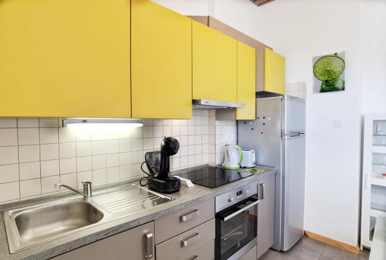 City Center Apartment Soldic Spalato Esterno foto