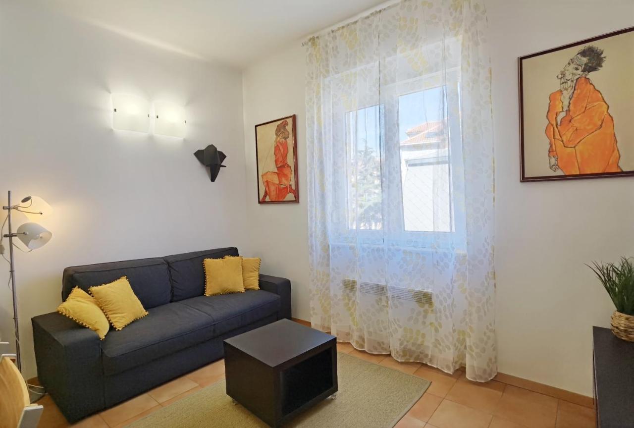 City Center Apartment Soldic Spalato Esterno foto